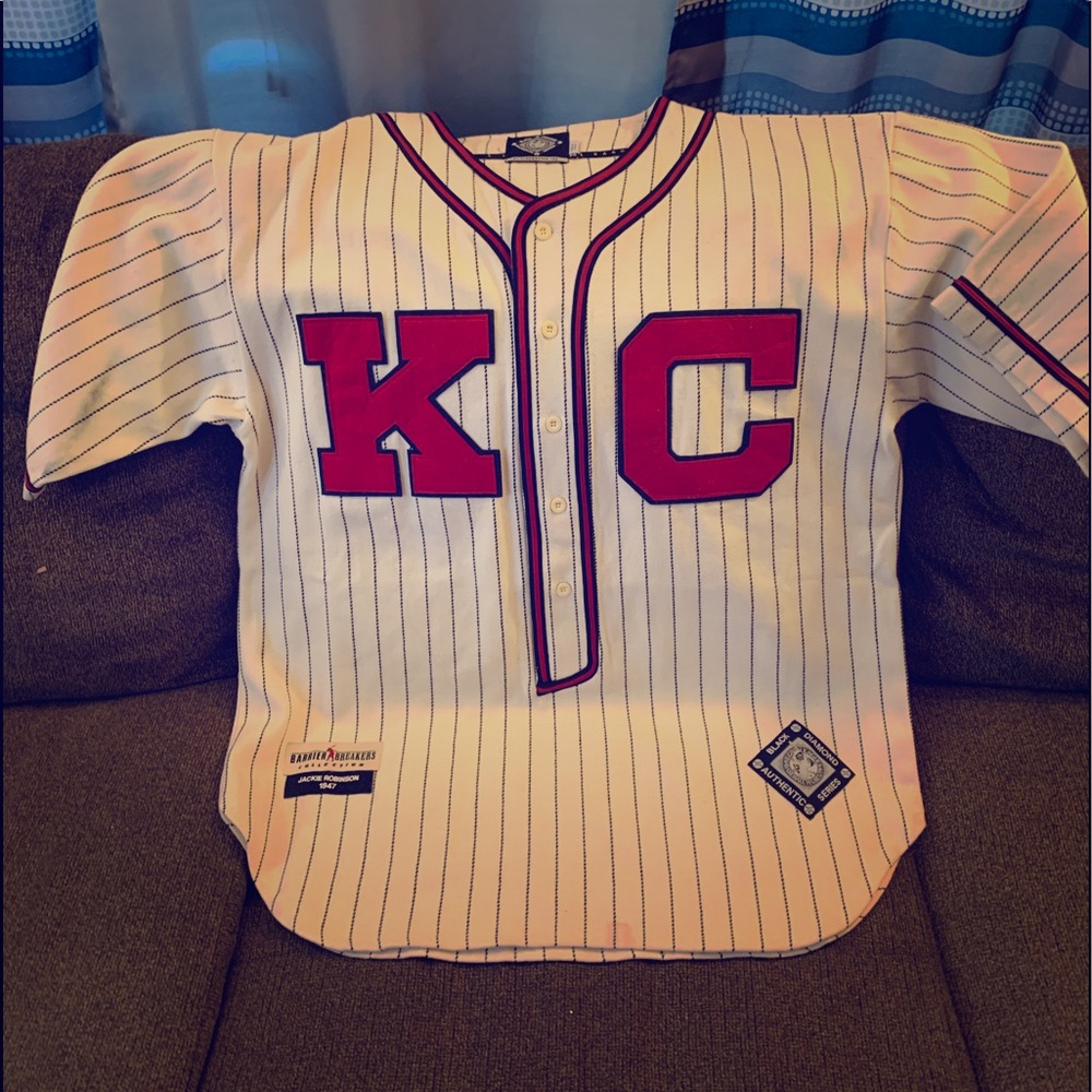 Jackie Robinson jersey
